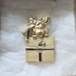 American Jewelry Chain Company (AJC) Vintage Gold Dog Gift Pendant